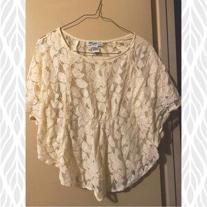 Ultra Pink Cream Lace Blouse
